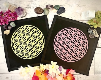 Flower of life Crystal Grid Fabric Altar Cloth, Sacred Geometry Manifestation, Meditation Ritual Crystal Grid Mat, Crystal Witch Magic cloth