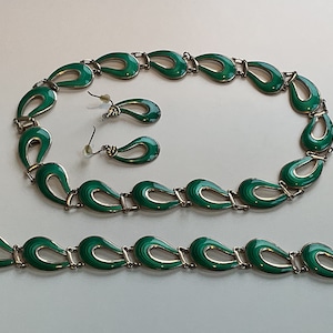 John Baalerud Norway Silver & Green Enamel Horseshoe Necklace, Bracelet and Earrings Suite