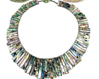 Collar de concha de abulón - Tamaño de 16x6 a 40x6 mm - Calidad AAA - Collar con colgante de cuentas trenzadas a mano - Collar de cuentas trapezoidales irregulares