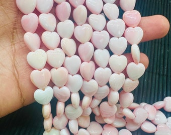 Cuentas de corazón de concha de reina • Tamaño de 8 mm • Longitud 40 cm • Calidad AAA • Cuentas de concha de reina rosa natural