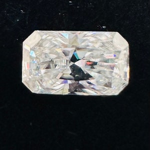 Moissanite Radiant Cut 3x5 mm Size - Pack of 1 Pc -  Moissanite with GRA certificate - Color D - clarity VVS1 - Moissanite Emerald Cut