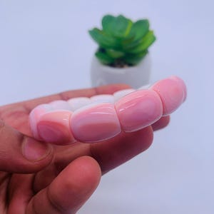 Queen Conch Shell Bracelet • Length 7.5 Inch  • AAA Quality • Natural Pink Queen Conch Shell Bracelet