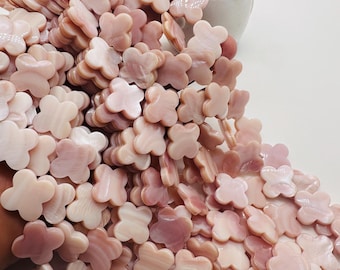 Pink Mother of Pearl Clover Beads • 18 / 20  mm Size • 40 cm length • AAA Quality • Natural Pink Mother of Pearl Faceted Flower