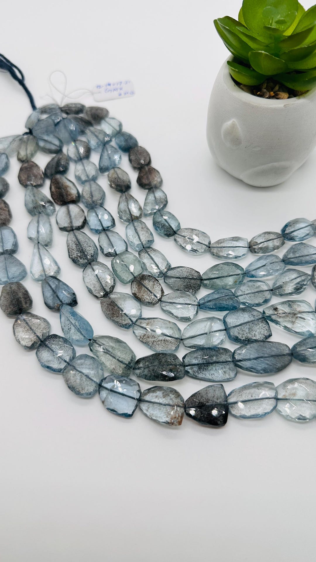 モス アクアマリン ファセット ナゲット 12-14X 17-21 mm サイズ