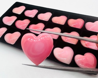 Queen Conch Shell Heart Cabs • 20 mm Size • Pack of 1 Piece • AAA Quality  • Flat Back • Queen Conch Cabochons