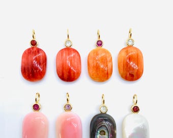 Colgante de concha natural de 13 x 18 mm, forma rectangular de cojín - Plata 925 y baño de oro - Colgante de concha - Colgante de plata con incrustación de piedra preciosa
