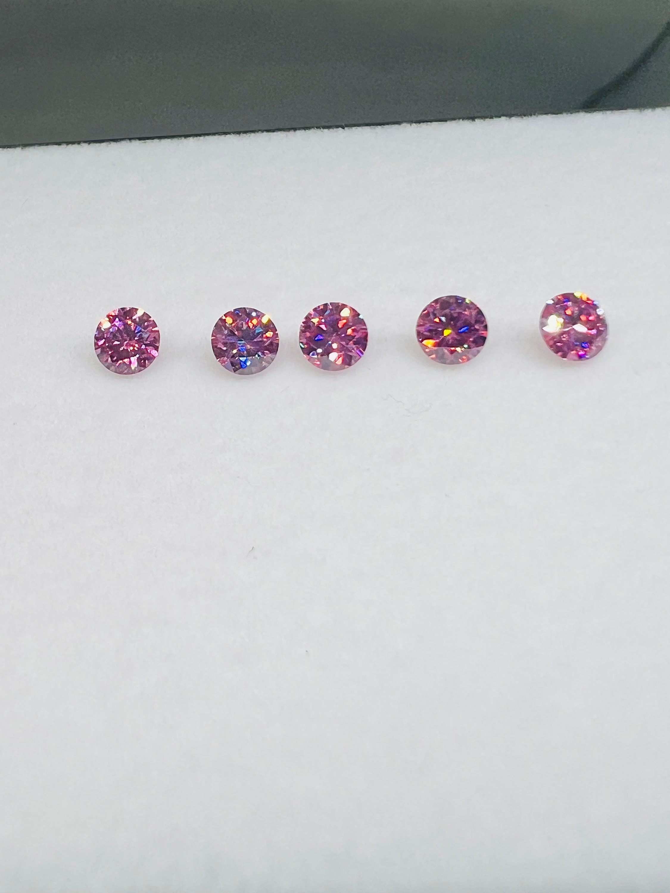 Haut De Bijou Vintage Rose - 20 Ct CZ AAAA Simulant Moissanite, 18mm, Neuf Sans Boîte