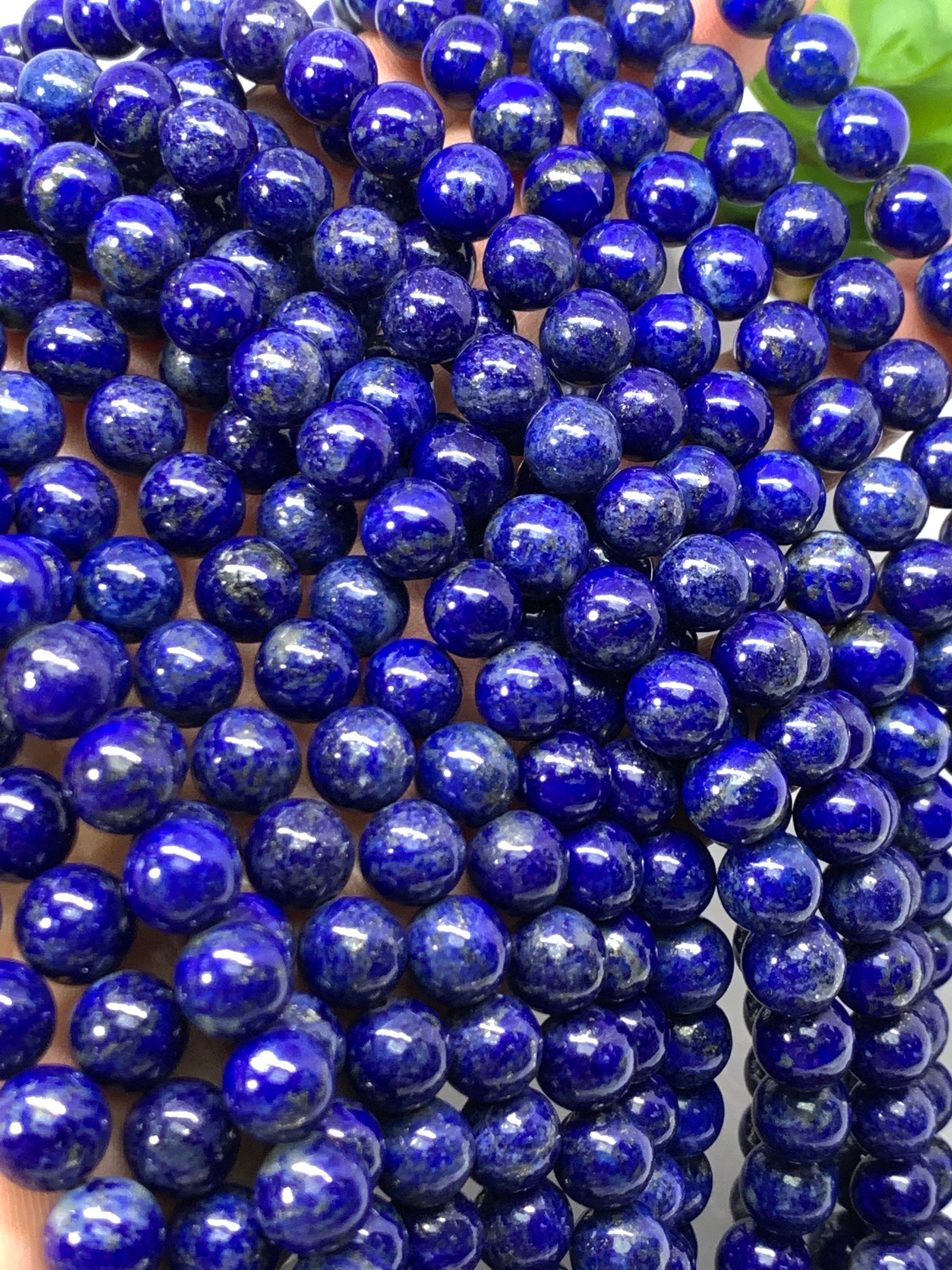 Cordones Redondos Lapis lazuli de 8 mm de tamaño • Longitud 40 cm • Calidad AA • Cuentas redondas perfectas • Lapis naturales sin ningún tratamiento o teñidos