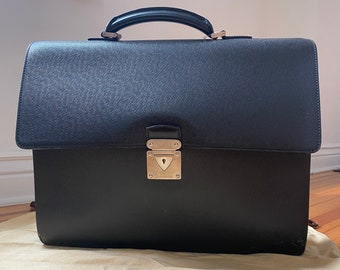 Louis Vuitton Aktentasche Robusto Schwarz Taiga Ledertasche Valise