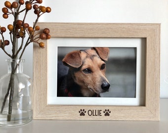 Pet Name Picture Frame, Paw Print Personalized Pet Name Picture Frame, Engraved Name Picture Frame, Engraved Picture Frame Gift