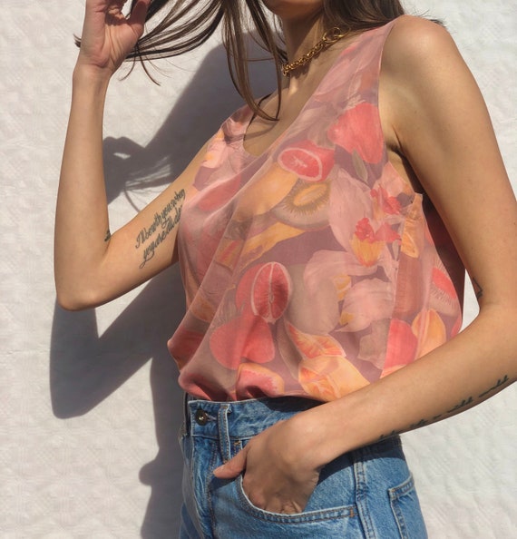 Top peach fruit print