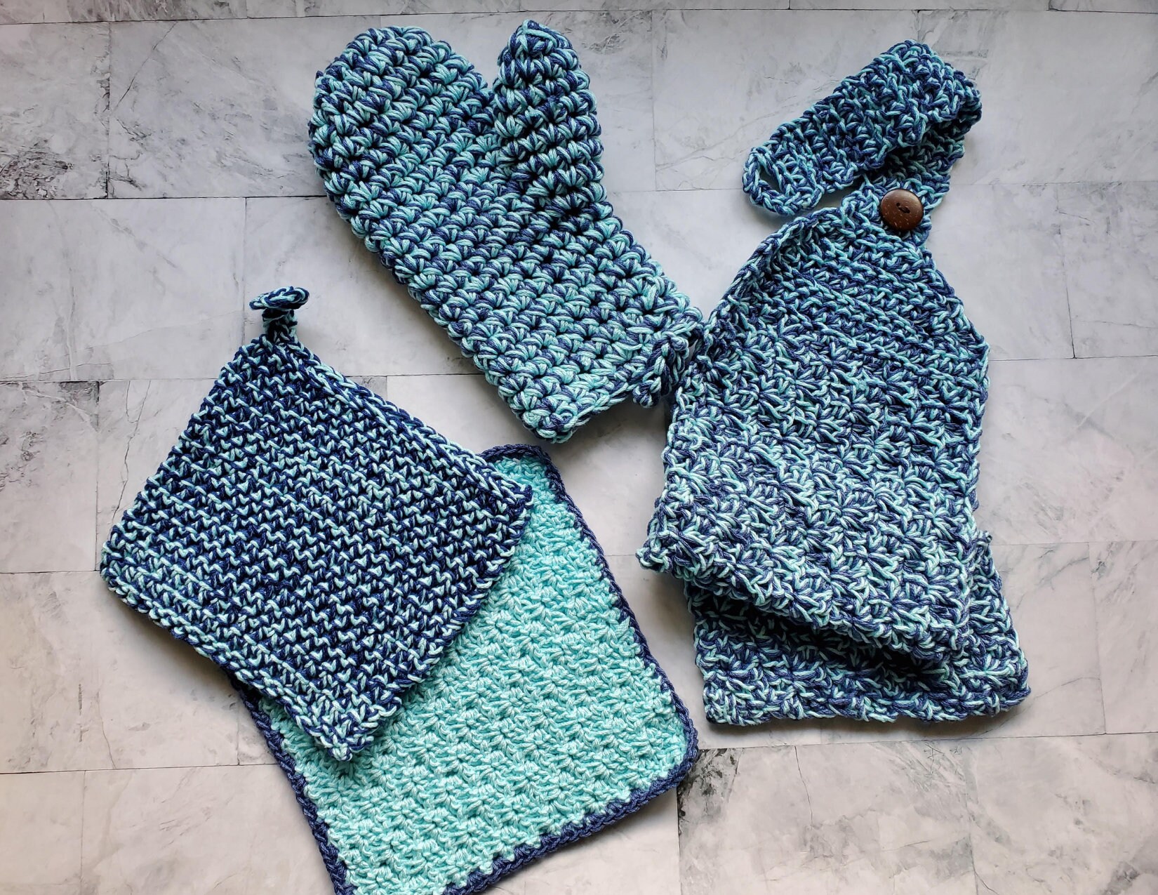 Oven Mitt, Knitted Oven Mitt, Kitchen Gift, Kitchen Accessories