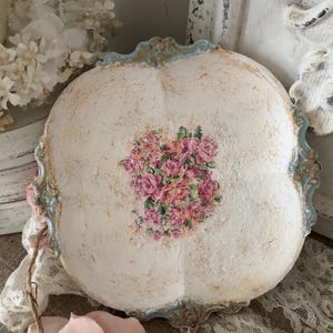 Small White And Blue Distressed Metal Trinket Dish/Decoupage Flowers/Shabby Chic Cottage