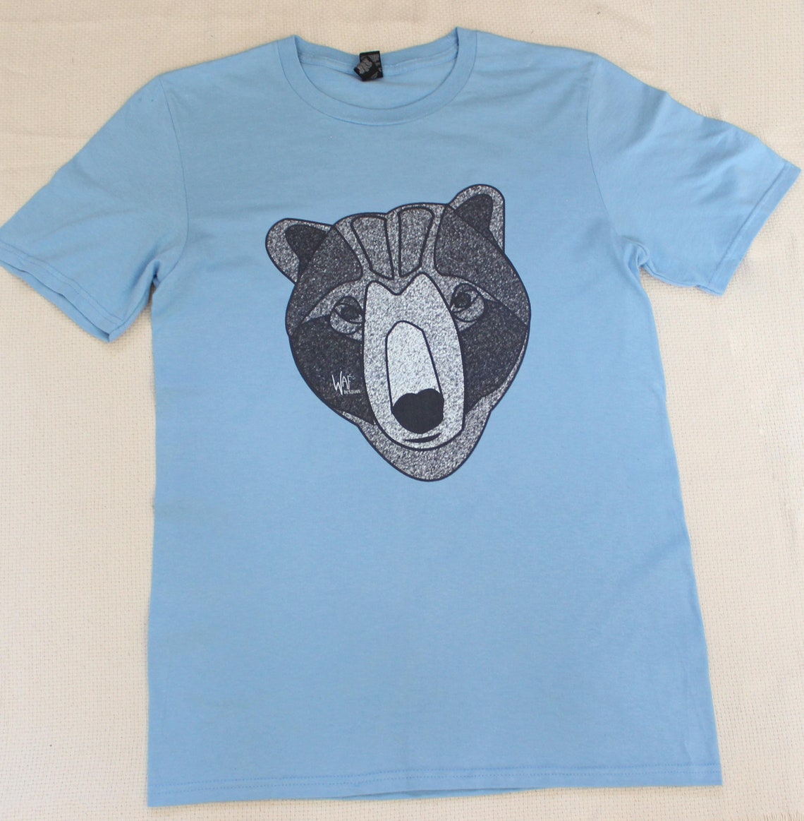 Unisex Bear Graphic Light Blue Short Sleeve T-Shirt | Etsy