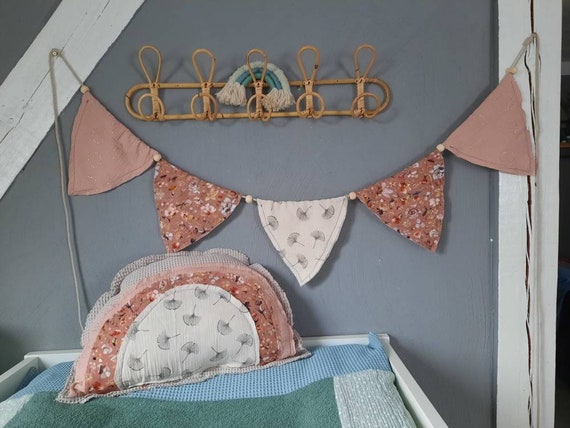 Pennant chain, pillow, children's room decoration