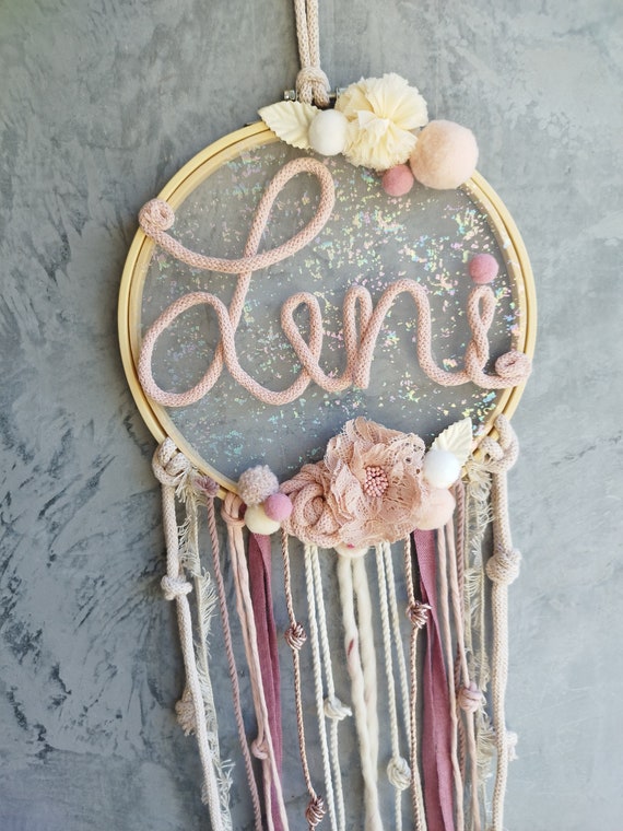 Dream catcher with glitter tulle, name and light