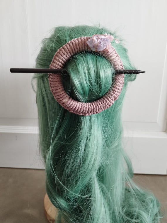Dreadring, macrame hair clip, for dread looks and normal hair