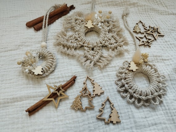 Set of 3 pendants, Christmas tree decorations, various motifs