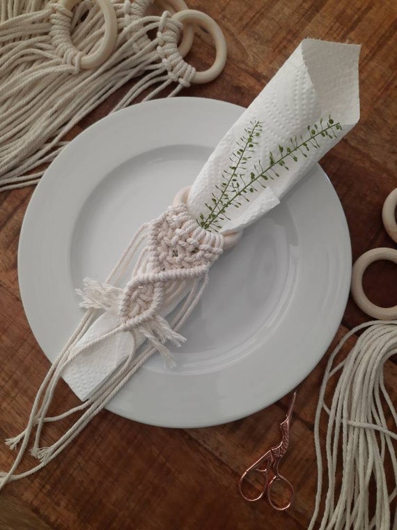 Napkin ring and place card in one, place card, macrame boho wedding table decoration