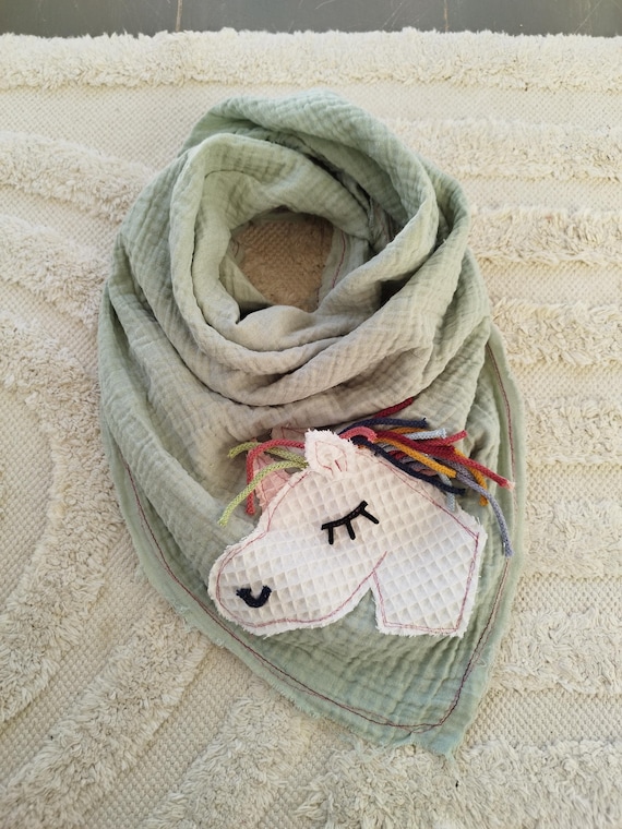 Triangular scarf, scarf for children with unicorn