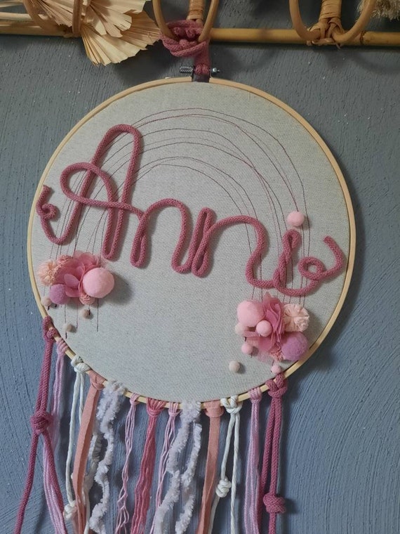 Dream catcher, names in embroidery hoop