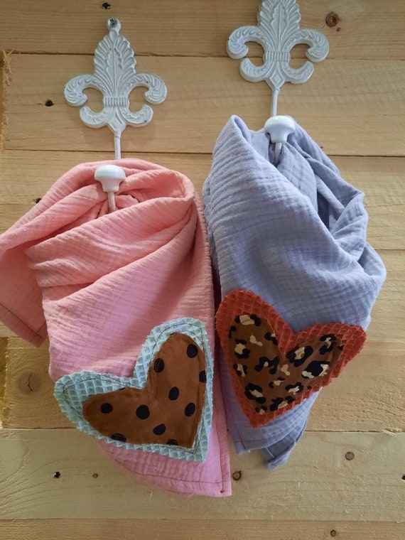 Muslin scarf for children with a heart. Different colors