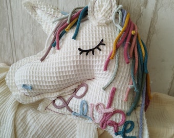 Unicorn pillows for cuddling, for starting school or as decoration.