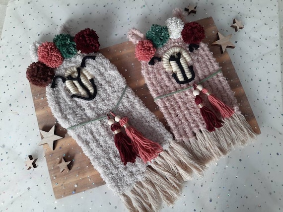 Llama wall hanging, alpaca, decorative pendant