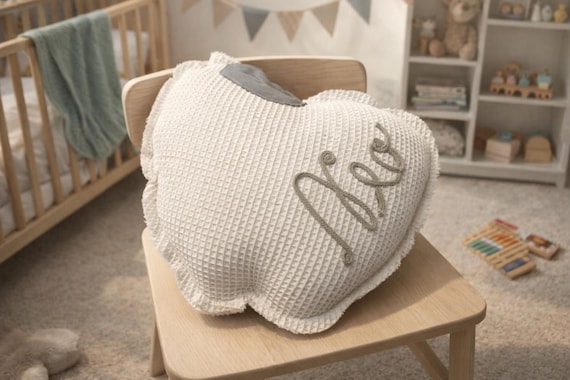 Handmade Apple Pillow – Personalized Name Cushion, Kids Room Decor, Nursery Decor, Waffle Fabric Pillow, Soft Toy, Baby Gift