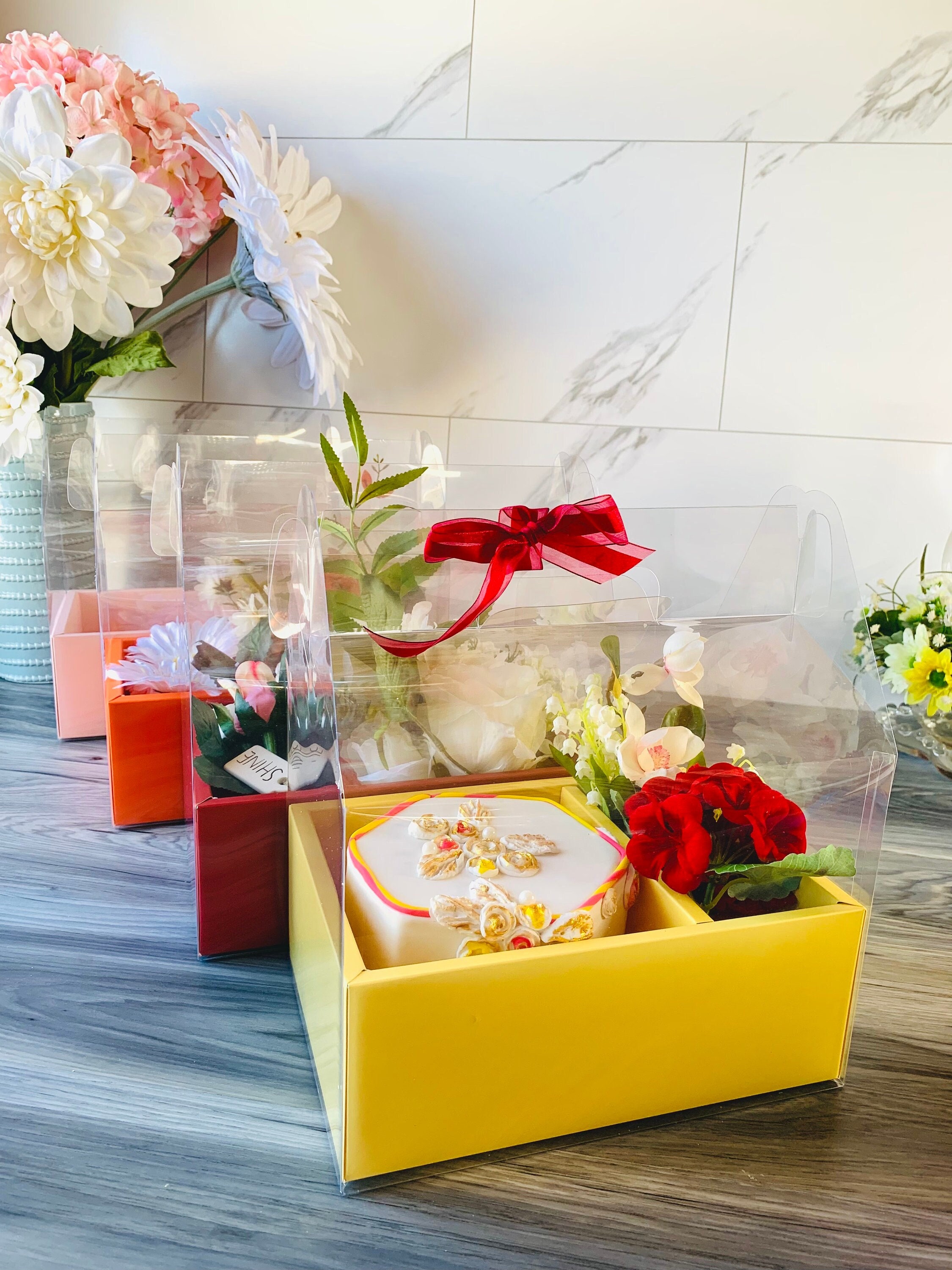 Floral Cake Gift Wrap Floral Cake Gift Wrap