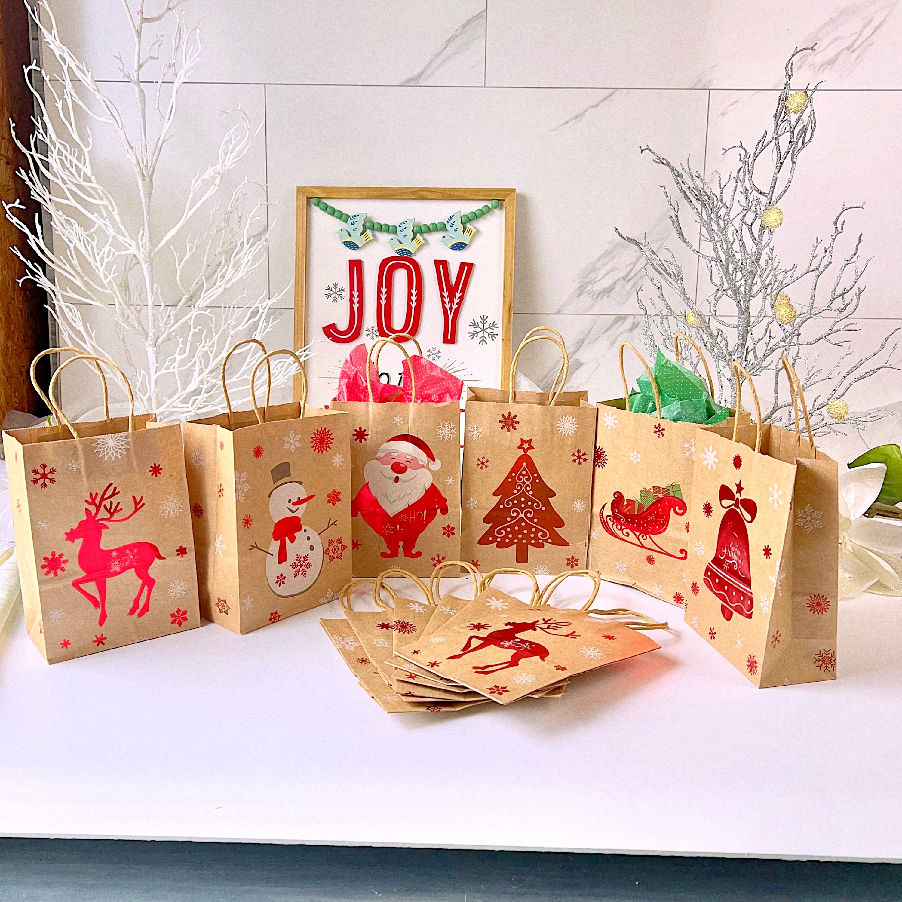 Small Christmas Gift Bags 60 Gift Ideas for 2024