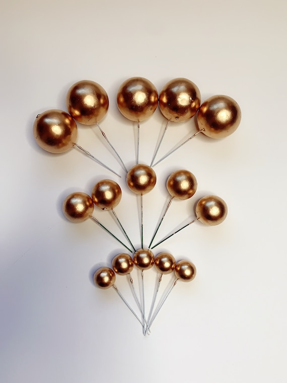 Cake Topper Balls Gold Set, Mini Golden Balloon Style Picks, Cupcake Topper Spheres For Cake, Decorative Foam Ball Christmas Cake Decor 5 PC