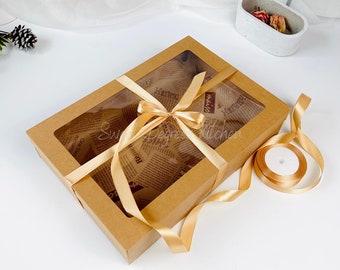 Grandi scatole di biscotti per pasticceria con finestra e nastro marrone dorato, scatole di biscotti di Natale, scatole di dolcetti, scatole di snack da picnic, scatola di pane
