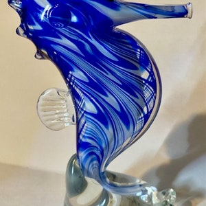 Gorgeous Vintage Seahorse Paperweight from Dynasty Gallery