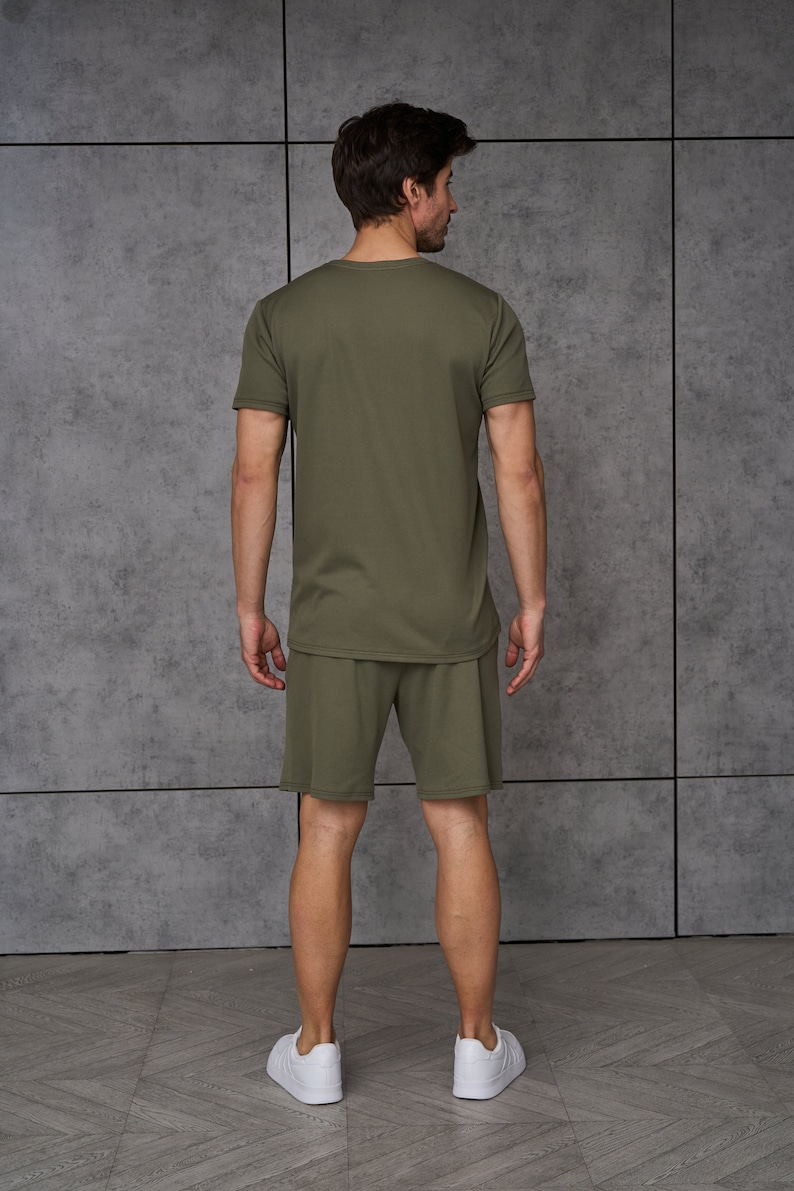 Men's Basic T-Shirt Sewing Pattern