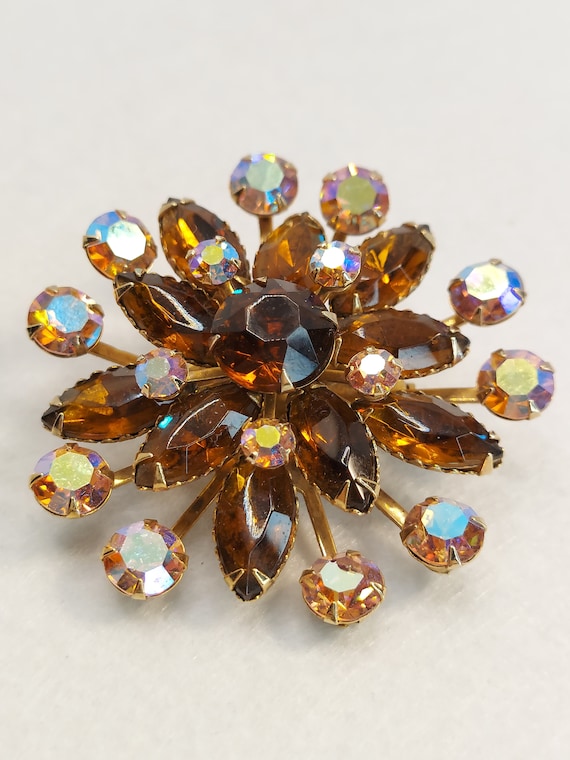 Fall Colors! Vintage Mid-Century Tiered Topaz-Colo