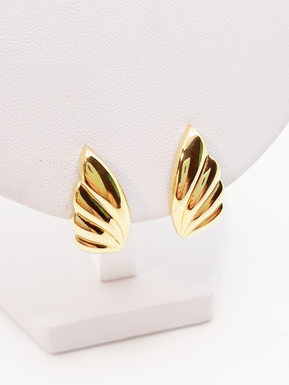 Vintage Signed Monet Wing-Shaped Clip-On Earrings… - image 2
