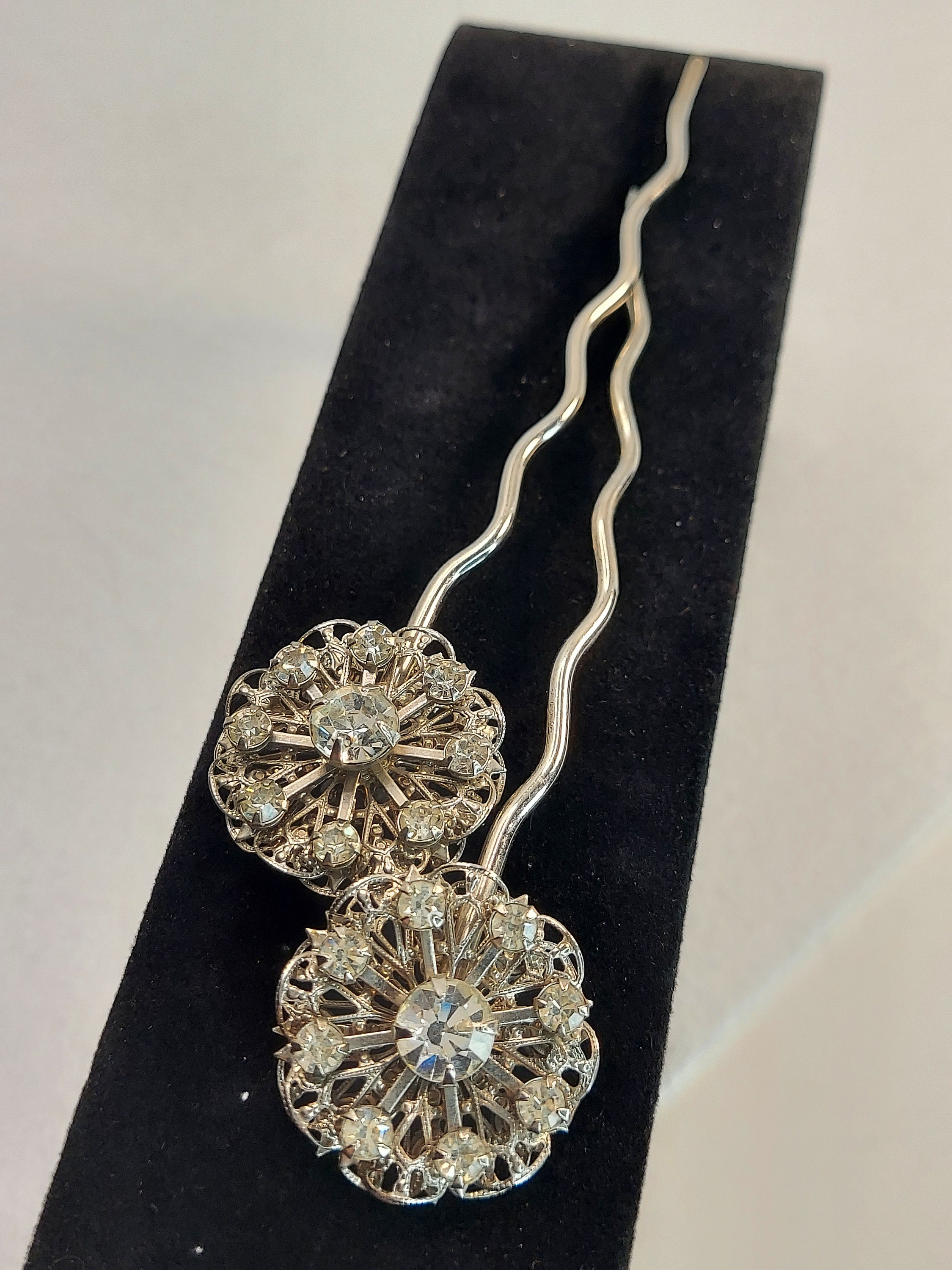 Vintage Pair of Rhinestone Flower Two-sided Hair Sticks/bun  display picture 1