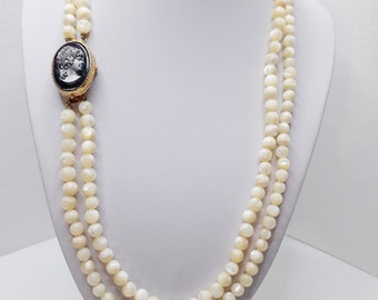 Collier 2 Rangs En Perles De Nacre Naturelle - Longueurs 45.5 Et 48cm, Fermoir Camée Argent 925, Neuf