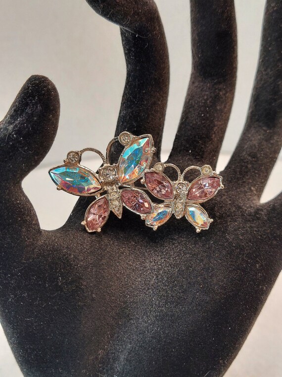 Vintage　AVON　butterfly rhinestone　brooch Vintage AVON Rhinestone and Enamel Butterfly Brooch, 1980s
