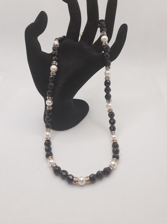 Vintage Hobe Faceted Black Glass and Faux Pearl N… - image 10