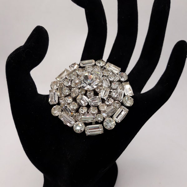 Stunning! Vintage Mid-Century 6 Tiered Prong-Set Rhinestone Brooch, Silver-Tone, Heavy @ 33.7 grams, 2" Across, Excellent Condition