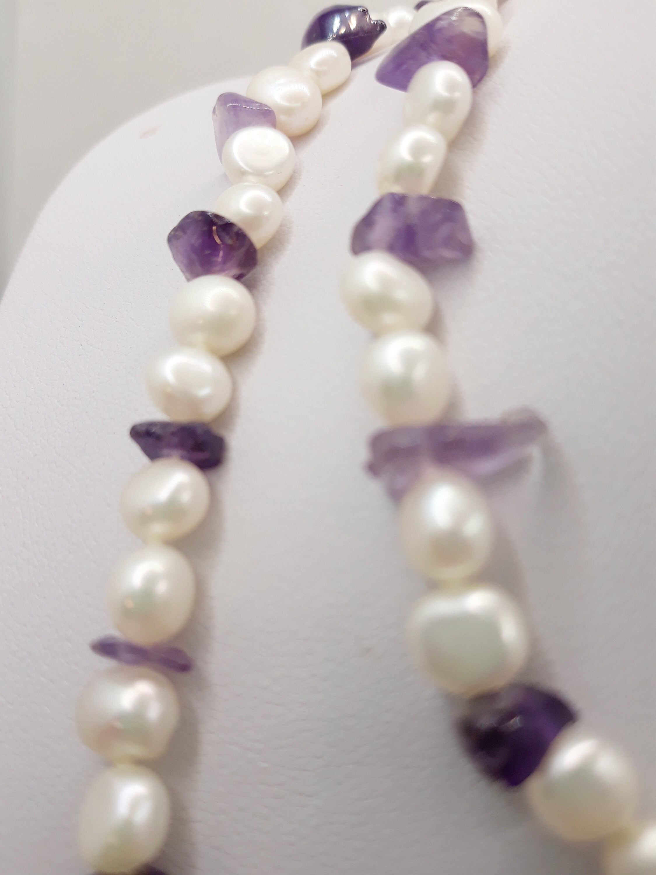 Collier Perles D'eau Douce Et Améthyste - Longueur 17 Pouces, Occasion, Fait Main