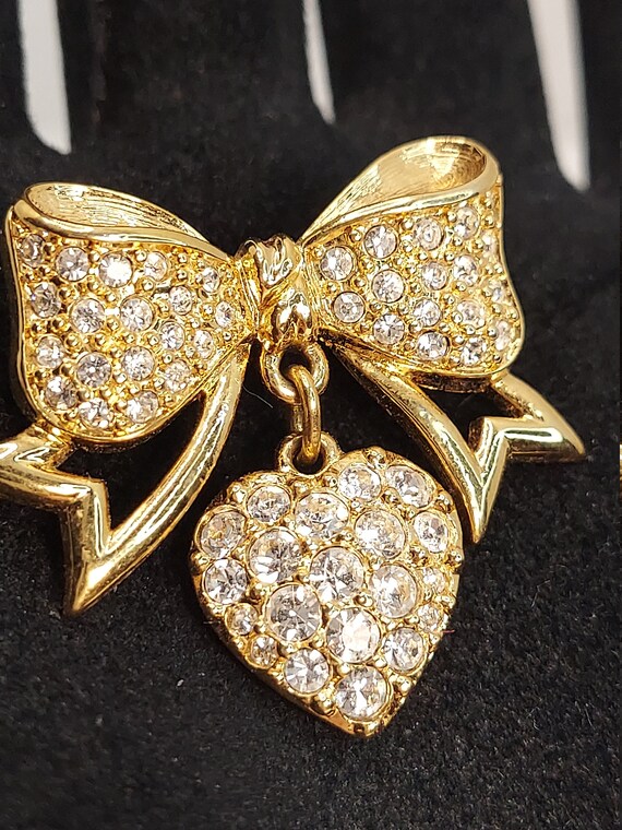 Beautiful! Vintage Swarovski Crystal Bow with Dang