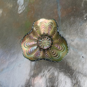 Fantastic Color Green &quot;Peacock Tail&quot; Carnival &quot;Tri Corner&quot;  Fenton Glass Company 5&quot; Bowl ca. 1911 (free shipping)