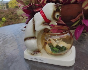 Adorable 6&quot; Siamese Cat Stand w/ Antique Amber stained Fish Bowl 1940-50s made in Japan (free shipping)