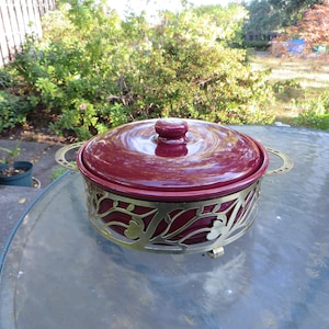1950-60s Monterey Moderne Bauer “Burgundy” 2 Quart Casserole