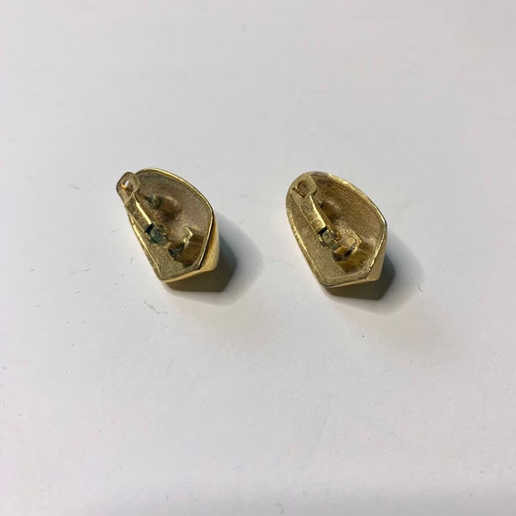 Vintage Abstract Gold Cap Stud Earrings | Hypoall… - image 2