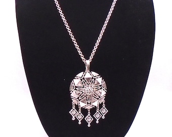 Vintage Silver Tone Link Chain Pendant Necklace, Adjustable