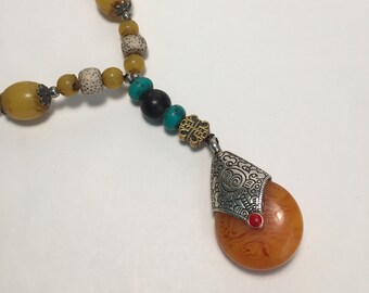 Vintage Pendant Necklace